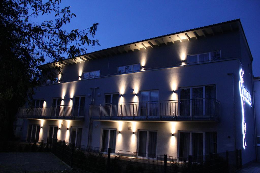 Victoria Living Hotel Jockgrim Kültér fotó