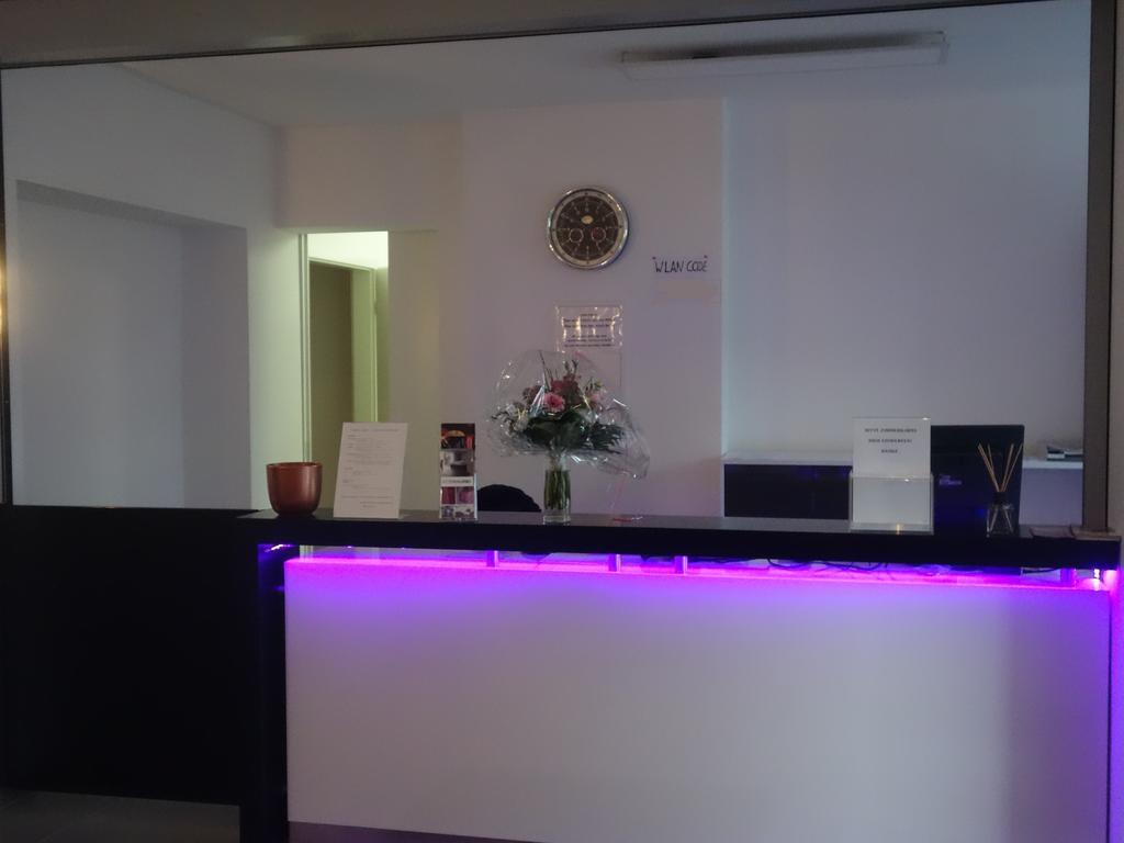 Victoria Living Hotel Jockgrim Kültér fotó